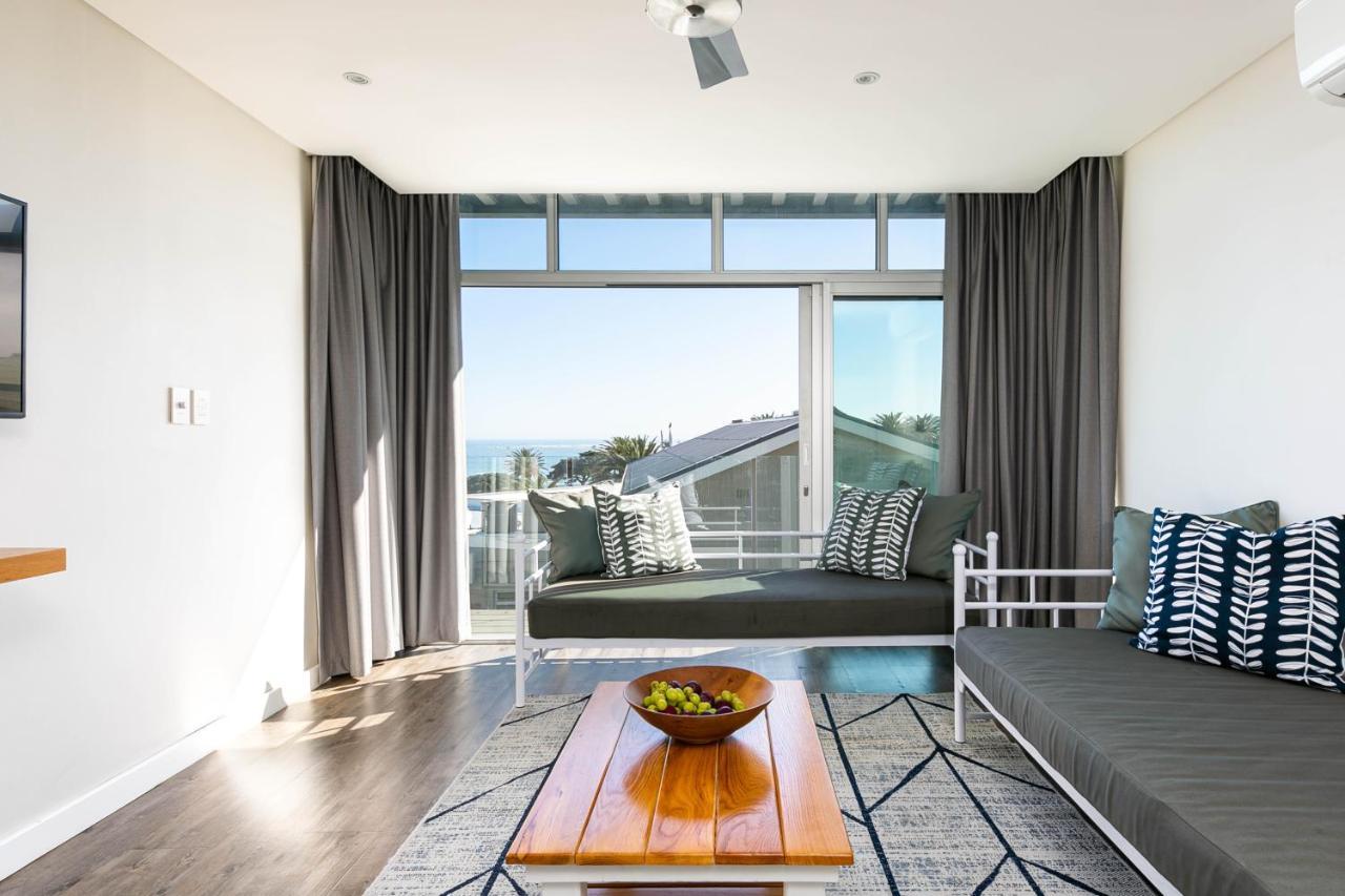 Beach Views -Camps Bay Village Cape Town Exterior photo